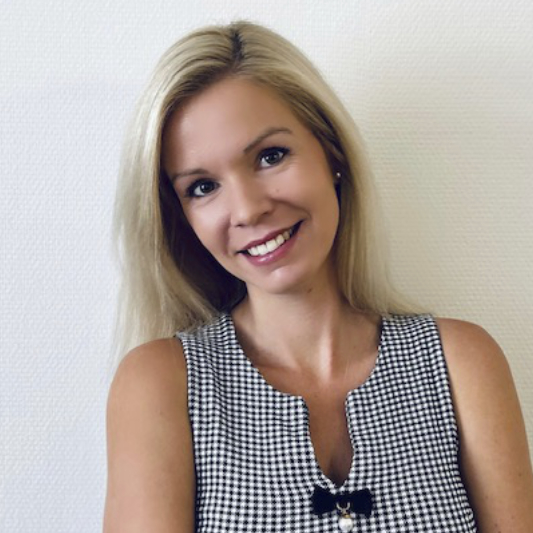 Partnerek_Dr. Klenk Mirella_c